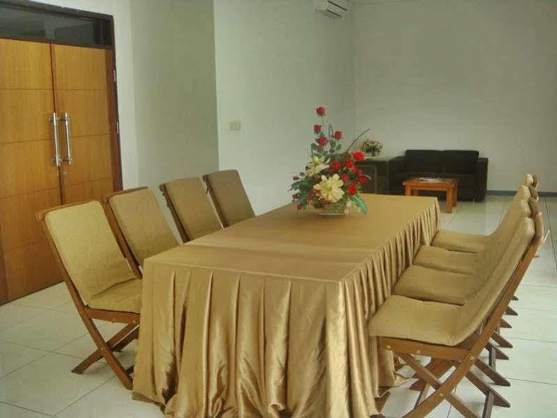 Marciella Hotel Bandung Exteriör bild